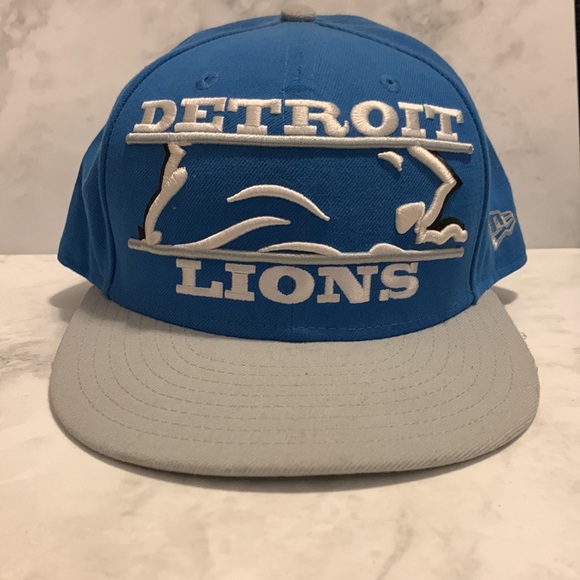 Detroit Lions Fitted Cap - Picture 3 of 5